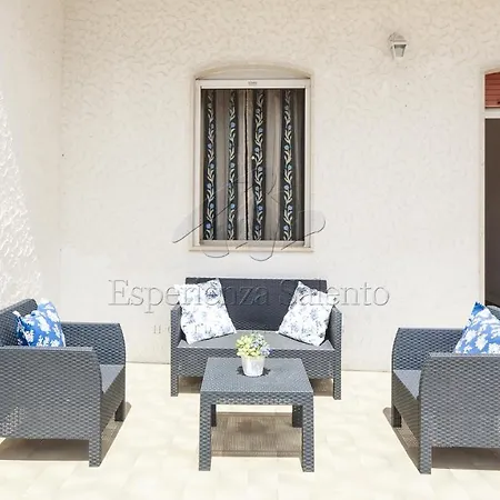 Casa Al Mare Mancaversa Vakantiehuis *